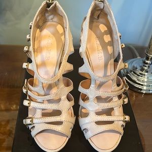 LAMB HEELS